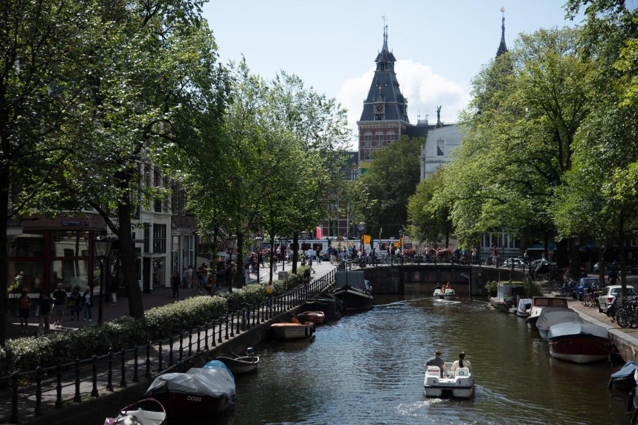 Hotel 717 アムステルダム エクステリア 写真 The museum as seen from the Singel